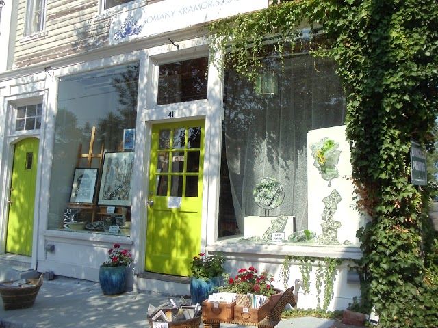 Romany Kramoris Gallery